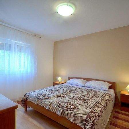 Apartment Nada With Private Pool Buzet Bagian luar foto